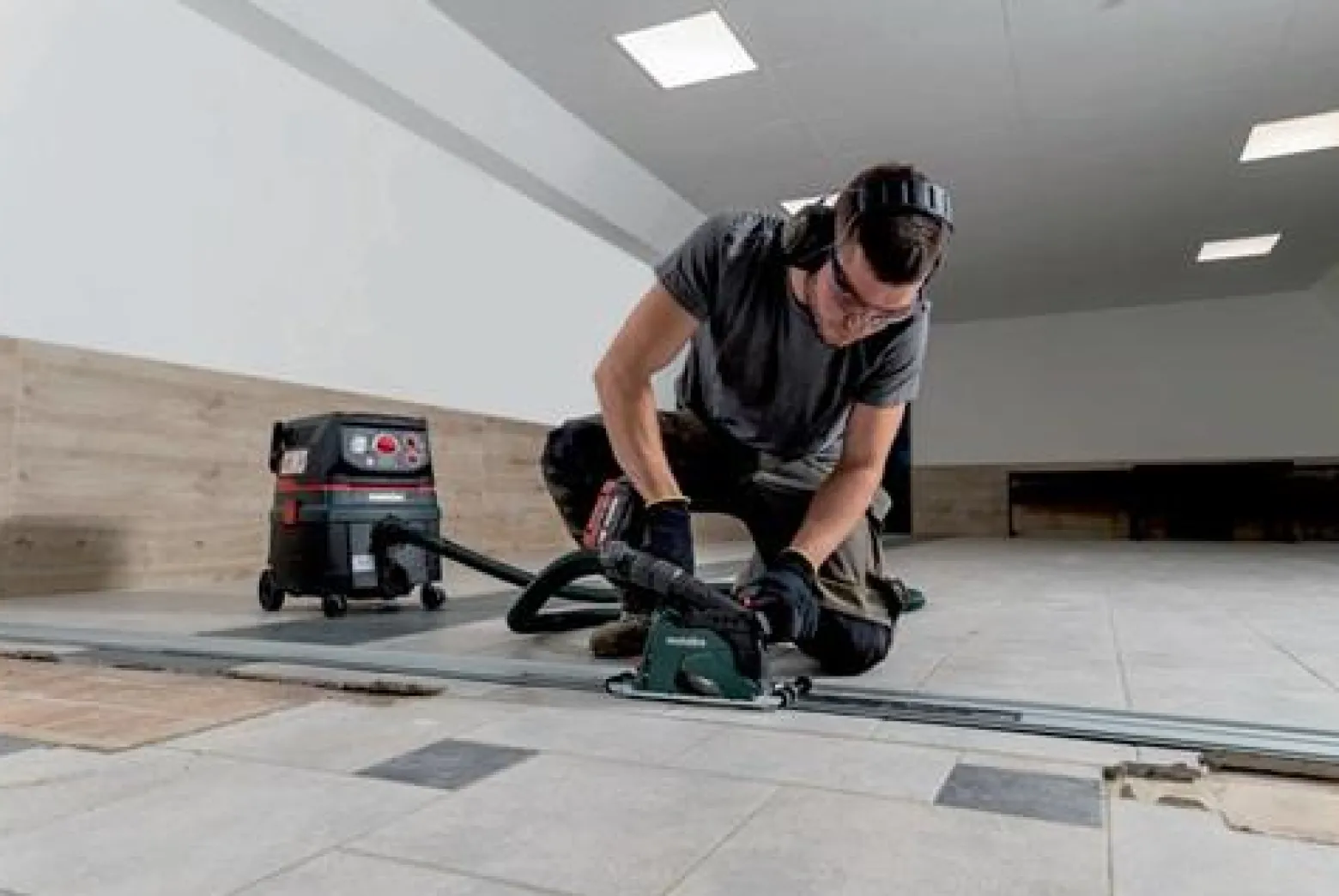 Akku-Winkelschleifer W 18 LT BL 11-125 18 V 125mm 10000min-¹ METABO
