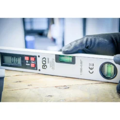BGS Digitaler LCD-Winkelmesser mit Wasserwaage 450 mm - 50440
