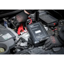 BGS Starthilfegerät Batterielos mit Ultra-Kondensator Technologie 12 V / 800 A / 1600 A - 74242