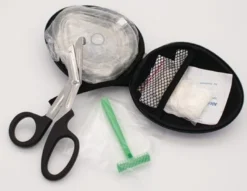Defibrillator BeneHeart C1A Sprachausgabe b.zu 3 Sprachen HA L28,6xB21xH7,8cm