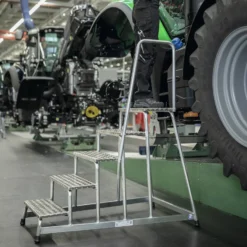 Günzburger Steigtechnik Arbeitspodest starr mit Handlauf 3 Stufen - 050043
