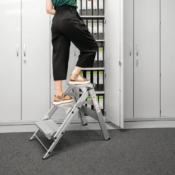 Günzburger Steigtechnik Klapptreppe 2 Stufen - 055002