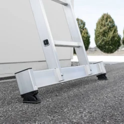 Günzburger Steigtechnik Mehrzweckleiter 3tlg. mit nivello-Traverse 3 x 7 Sprossen - 011107
