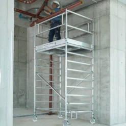 Günzburger Steigtechnik Rollgerüst 1,35 x 2,45 m mit Doppel-Plattform Plattformhöhe 2,35 m - 174235