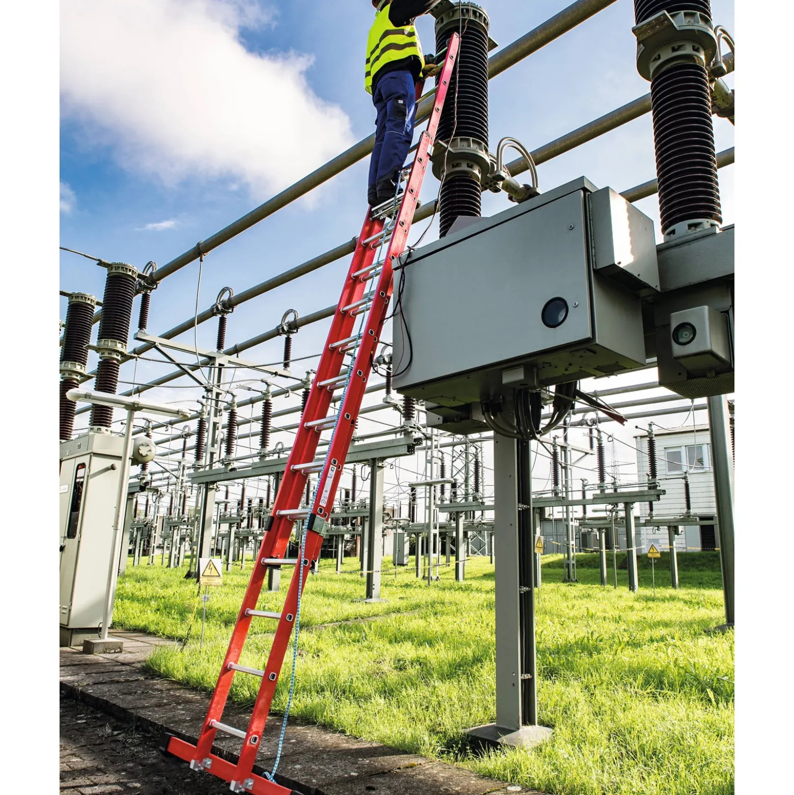Günzburger Steigtechnik Sprossen-Schiebeleiter 2tlg. GFK/Alu mit Standard-Traverse 2 x 10 Sprossen - 035510