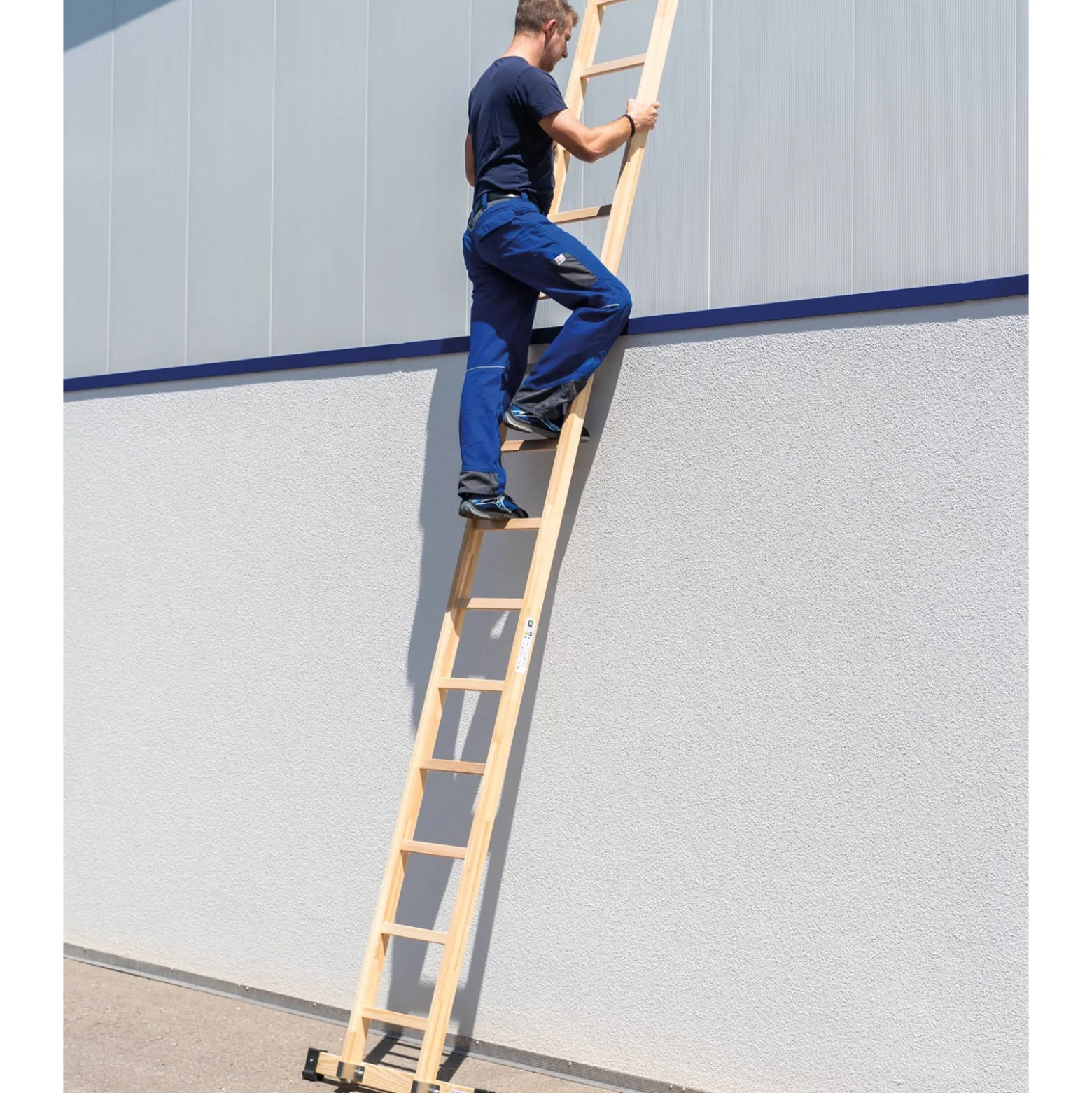 Günzburger Steigtechnik Sprossen-Anlegeleiter Holz mit Traverse 12 Sprossen - 033115