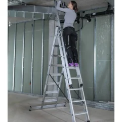Günzburger Steigtechnik Stufen-Mehrzweckleiter 3tlg. mit nivello-Traverse und clip-step R13 3 x 6 Stufen - 033319