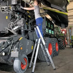 Günzburger Steigtechnik Stufen-Stehleiter einseitig begehbar mit clip-step relax 3 Stufen - 042103