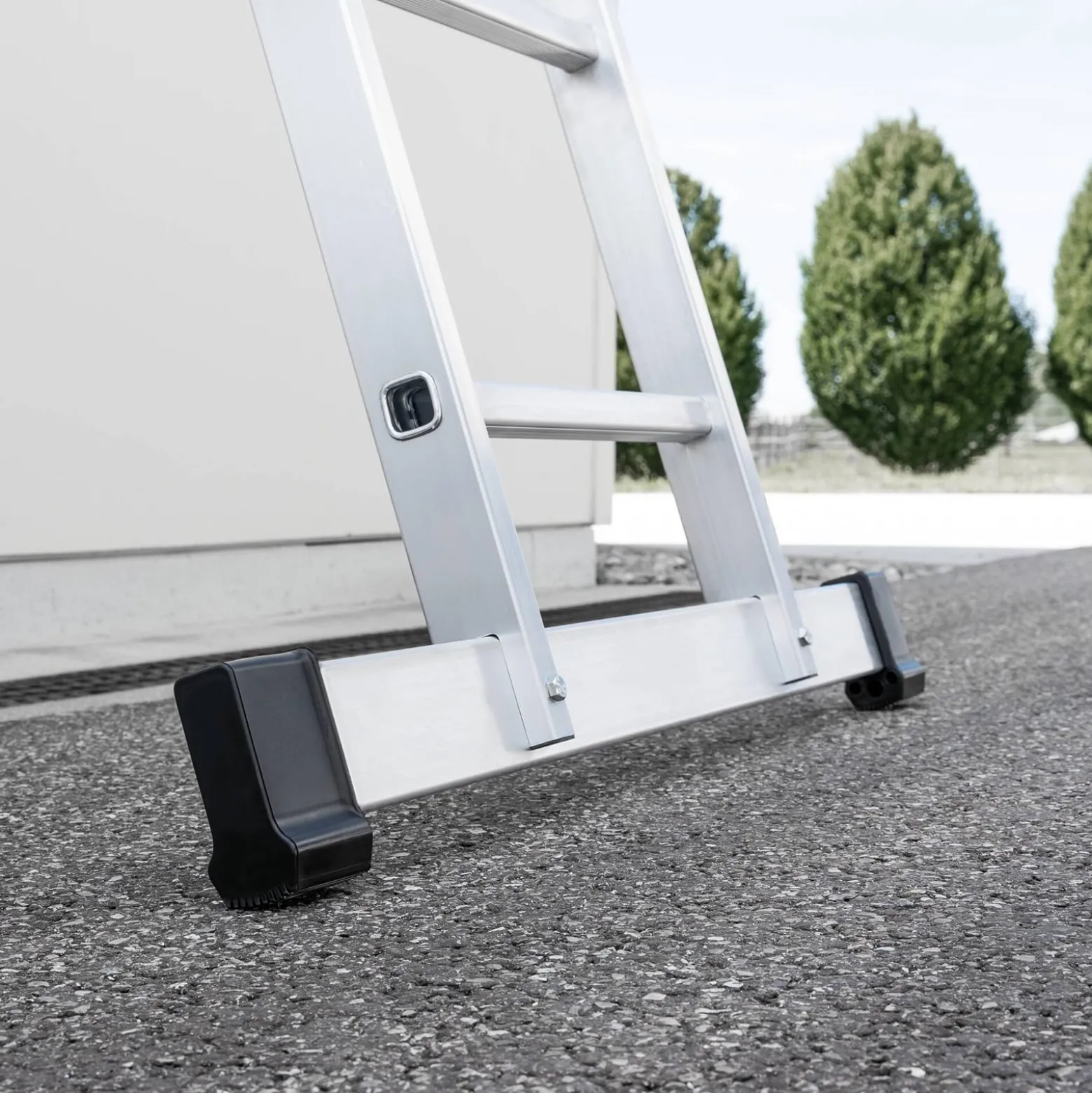 Günzburger Steigtechnik Teleskopleiter 4tlg. mit Traverse 4 x 3 Sprossen - 032121