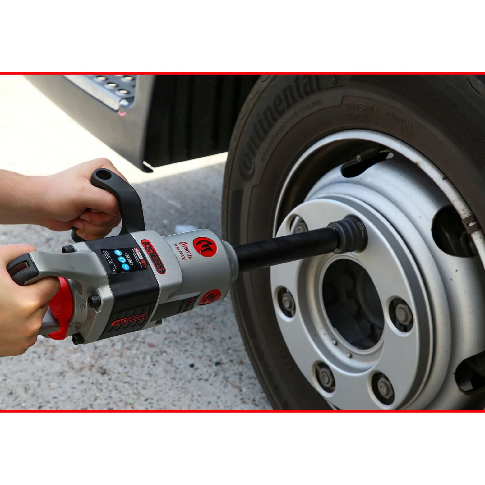 KS TOOLS 1" superMONSTER Hochleistungs-Druckluft-Schlagschrauber 3.405 Nm 504 mm - 515.3280