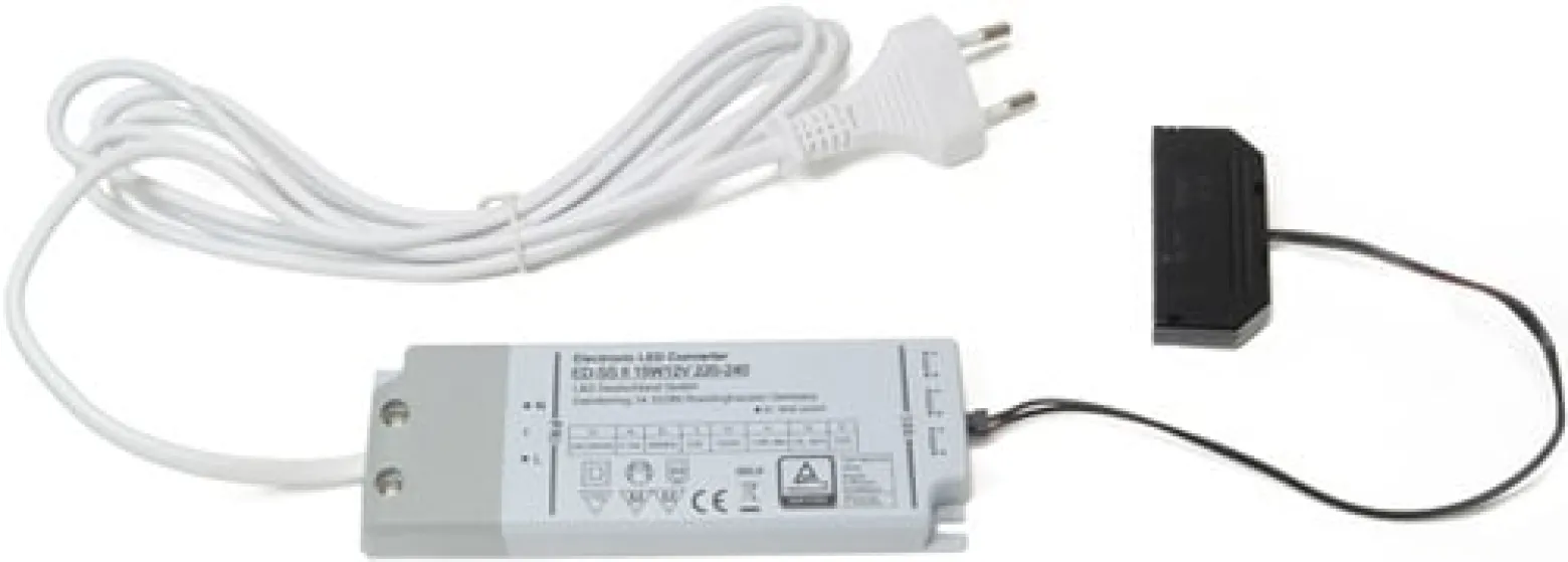 L&S LED-Konverter 230 V 12 V 15 W 6-fach Verteiler - 2000420