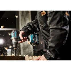 Makita DF001GD201 Akku-Bohrschrauber 40V / 2,5 Ah, 2 Akkus + Ladegerät im MAKPAC