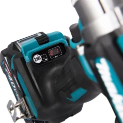 Makita DF001GD201 Akku-Bohrschrauber 40V / 2,5 Ah, 2 Akkus + Ladegerät im MAKPAC