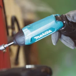 Makita DF001GD203 Akku-Bohrschrauber 40V max. / 2x 2,5 Ah Akku + Schnellladegerät im MAKPAC + Side-Kick