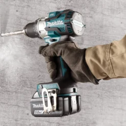 Makita DHP489RTJ Akku-Schlagbohrschrauber 18 V / 2x 5,0 Ah Akku + Ladegerät im MAKPAC