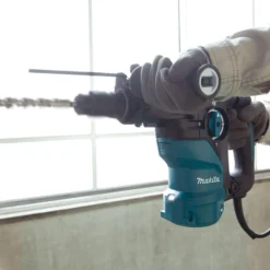 Makita HR3012FCJ Kombihammer für SDS-PLUS 30 mm 1.050 W im MAKPAC