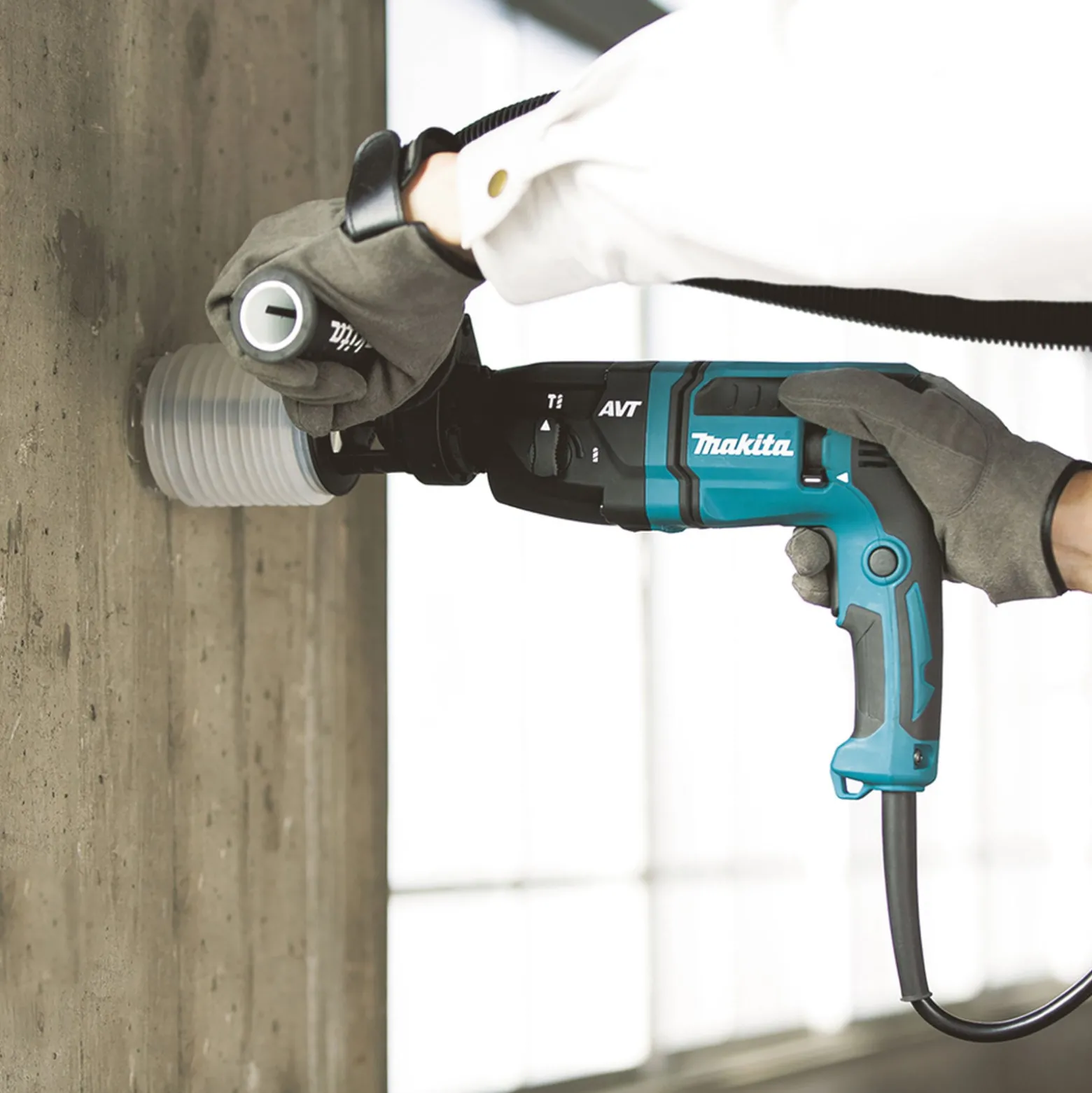 Makita HR1841FJ Bohrhammer für SDS-PLUS 18 mm 470 W im MAKPAC