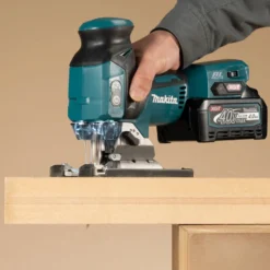 Makita JV001GD101 Akku-Pendelhubstichsäge 40 V max. / 1x 2,5 Ah Akku + Ladegerät im MAKPAC