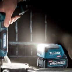 Makita ML011G LED-Akku-Taschenlampe 40 V max. Solo