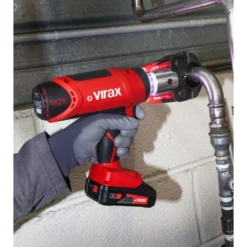 VIRAX Akku-Pressmaschine VIPER M2X 18V 1x 2,0 Ah CAS-Akku + Ladegerät inkl. Mutterzange - 253569